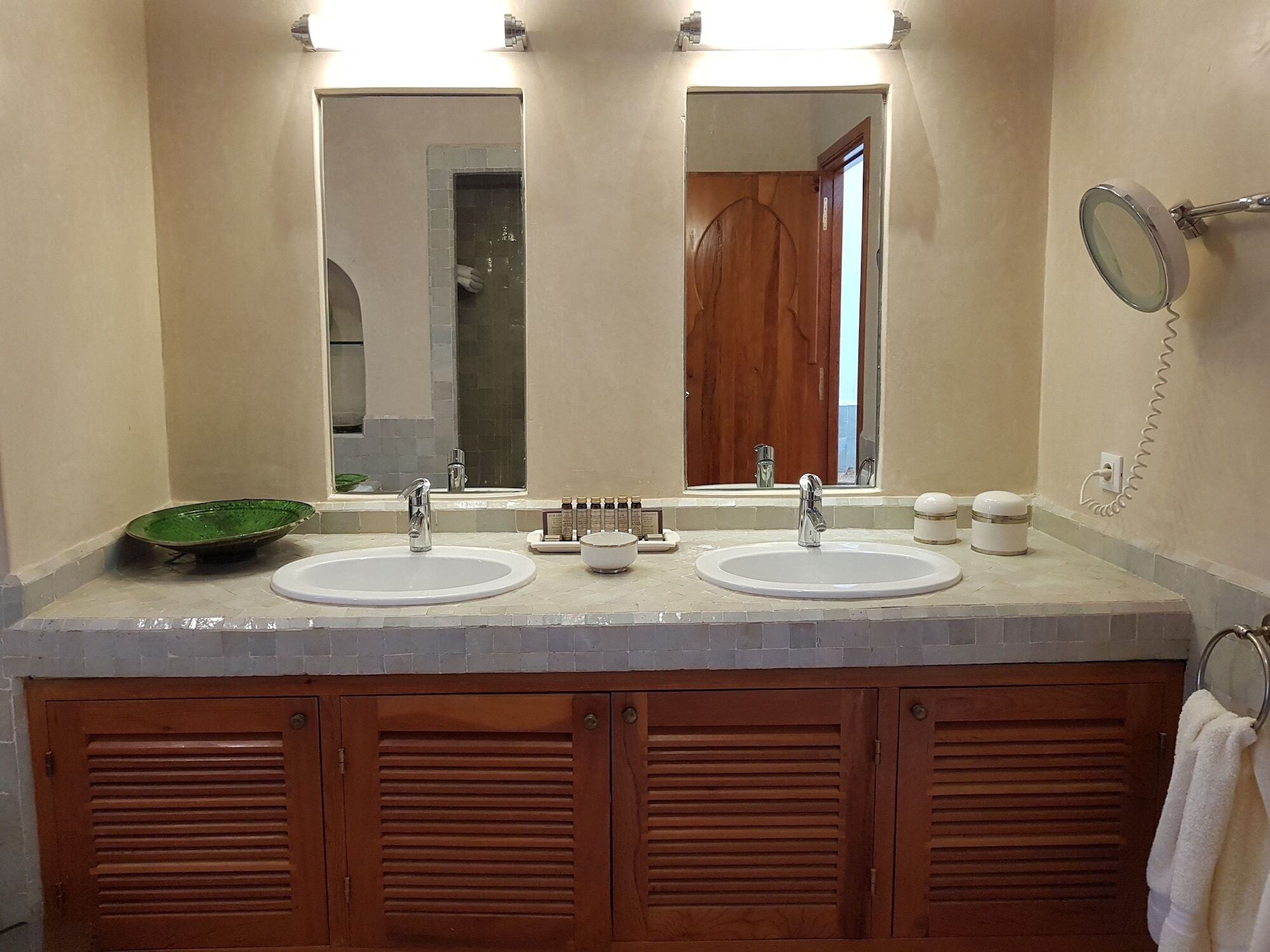 Hotel Palais Claudio Bravo 4*